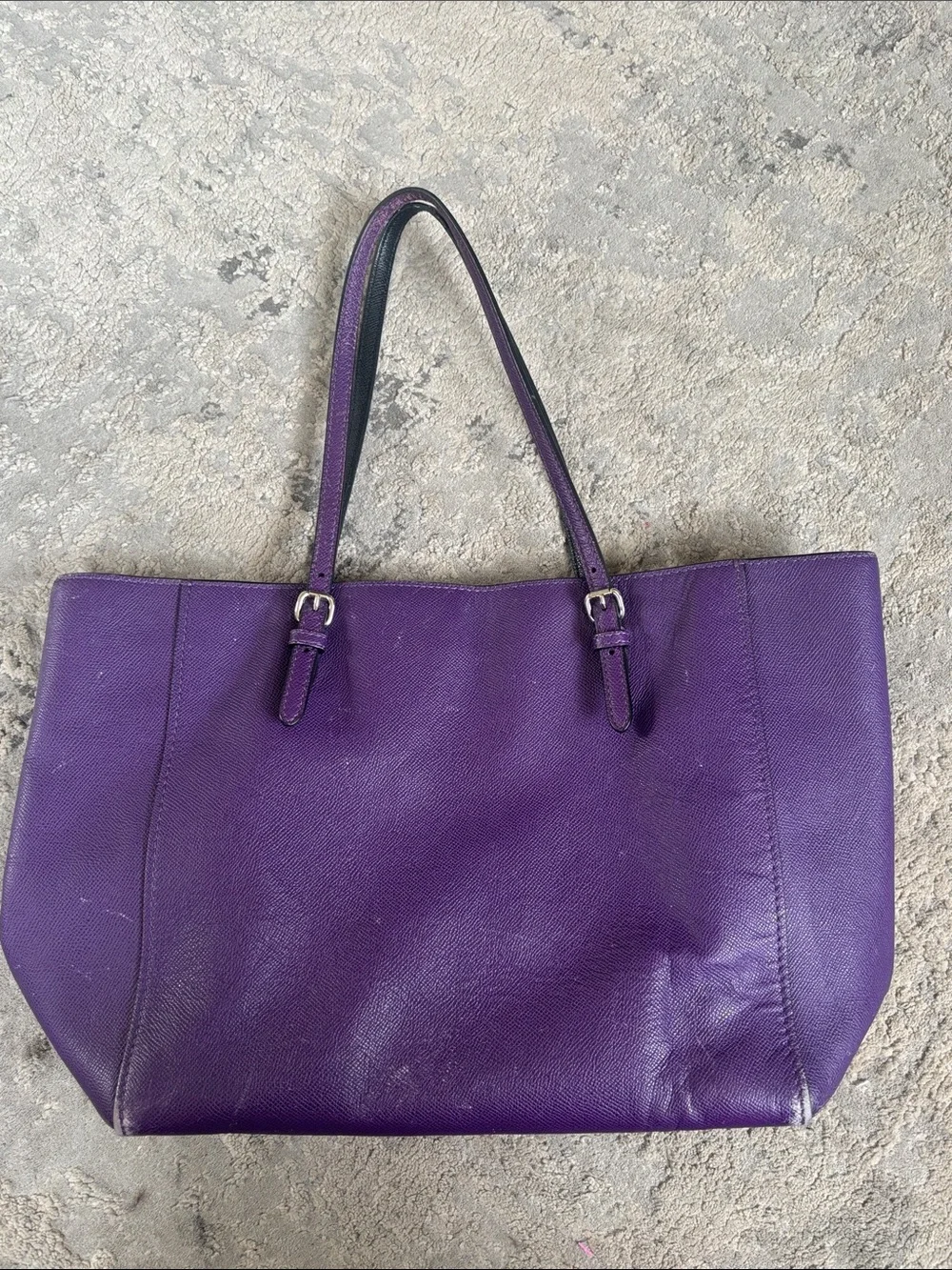 Coach Purple Leather Tote with Turn-Lock and Tag IN FAIR CONDITION
